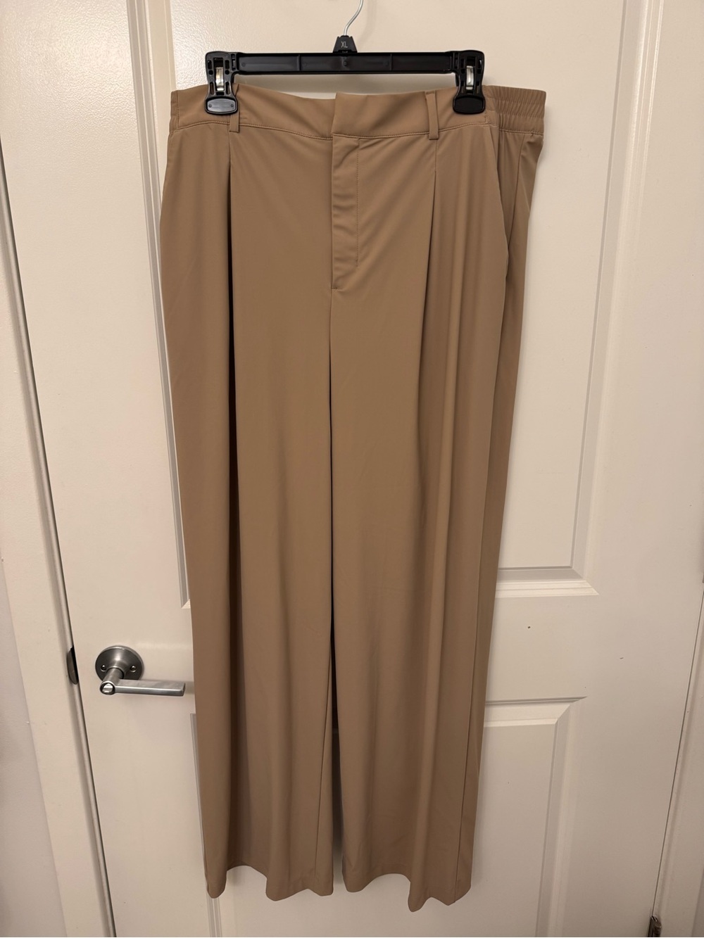 Old Navy Women's Wide-Leg Dress Pants in Light Brown